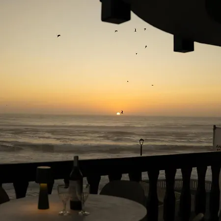 Lejlighed Frente Mar *