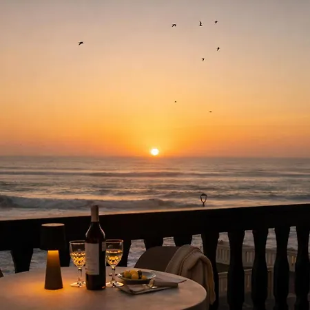 Frente Mar Apartment *